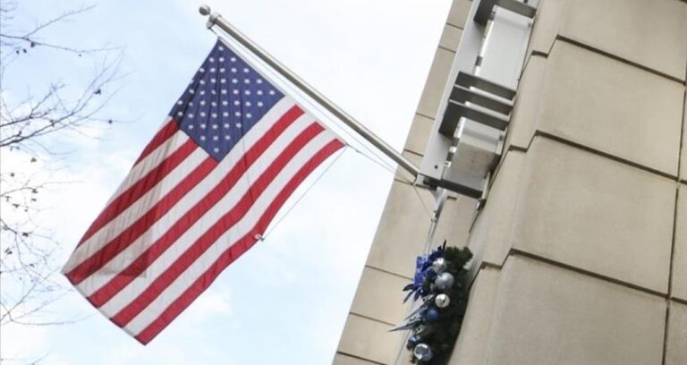 abd bayragi yakanlara 1 yil hapis cezasi geliyor f3kiaqYC