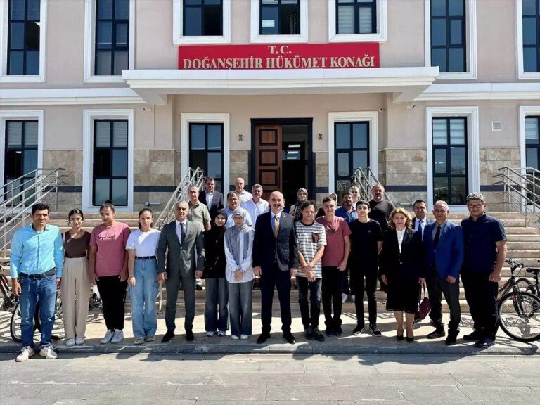 dogansehir kaymakamindan lgs basarisina tebrik 8PtIDity