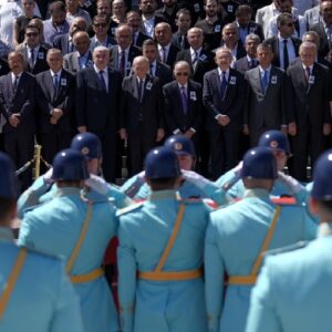 eski saglik bakani halil sivgin icin mecliste cenaze toreni duzenlendi gOOW9Tnp