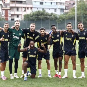 fenerbahce feyenoord macina hazirlaniyor EUlUEPAb