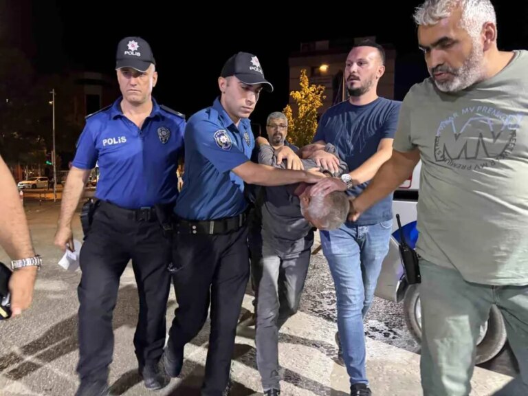 konyada baba ve ogul cinayeti suphelisi yakalandi xsHS8f9I