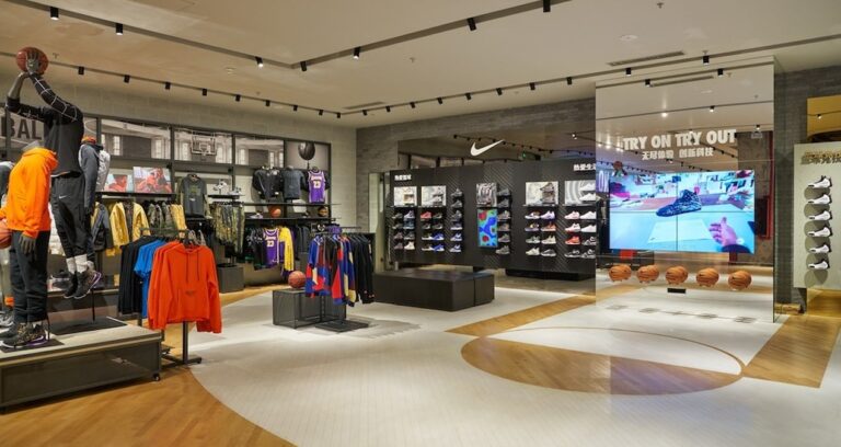 spor giyim devi yuzlerce kisiyi isten cikaracak CuMhElaH