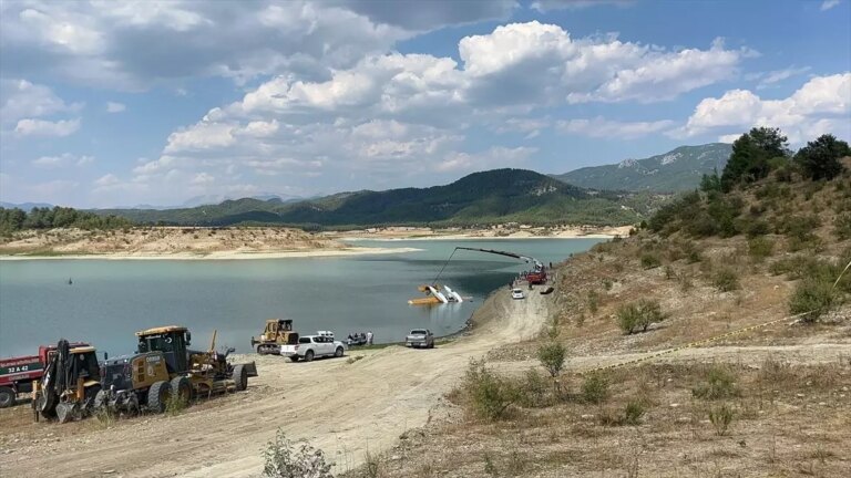 ucak gol kenarina cekildi aifOKLrv