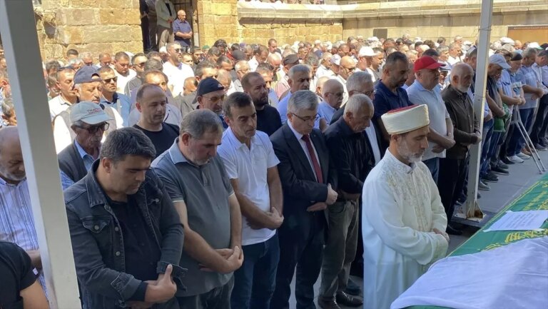 yerkoyde trafik kazasi hemsire derya balta hayatini kaybetti rCvU4QMl