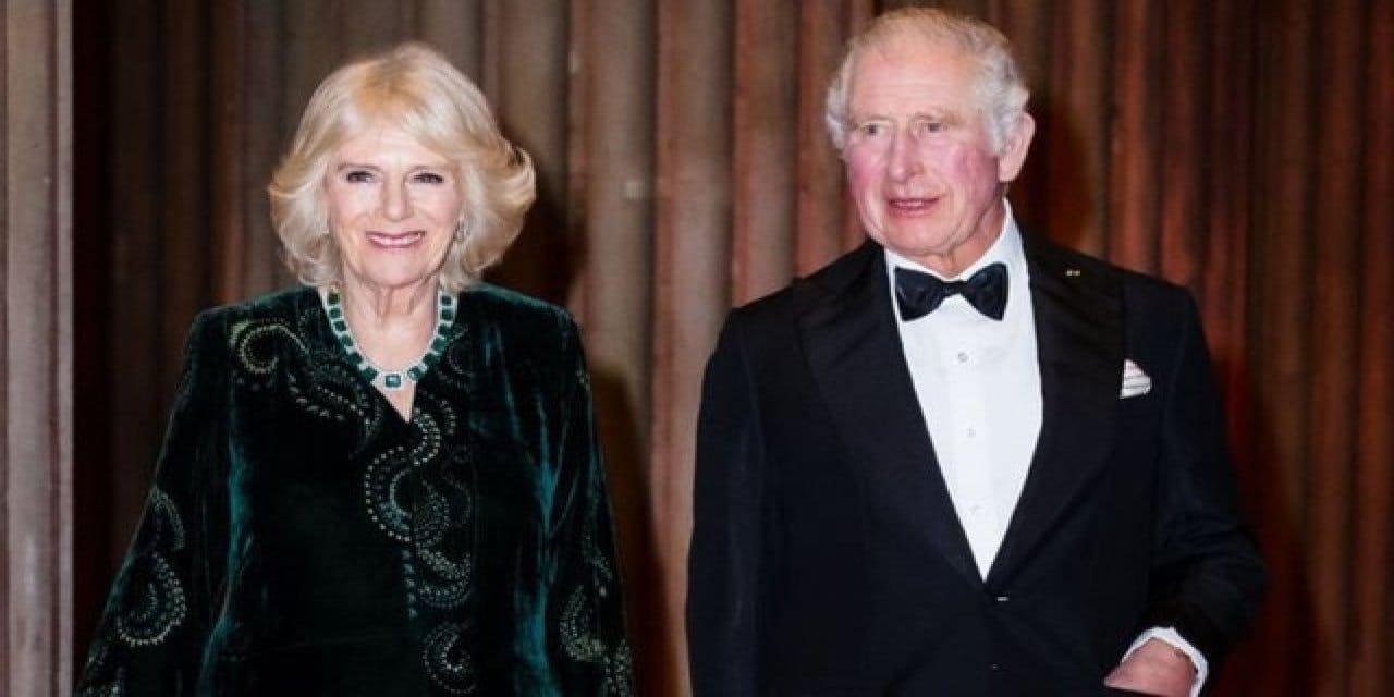 ingiliz kraliyet ailesini giydiren sirket iflasin esiginde mKnnjg6Z