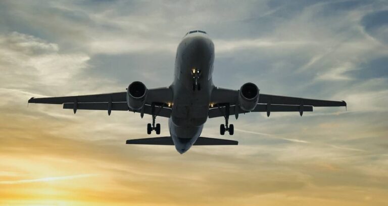 paris ucagi arizalandi istanbula acil inis yapti 1CBShlrc