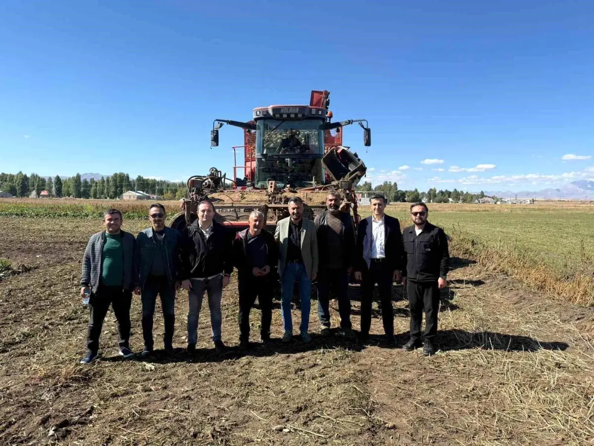 ak parti agri il baskani ilhami yildiz ureten kazanacak turkiye buyuyecek rTiZzGCz.jpg