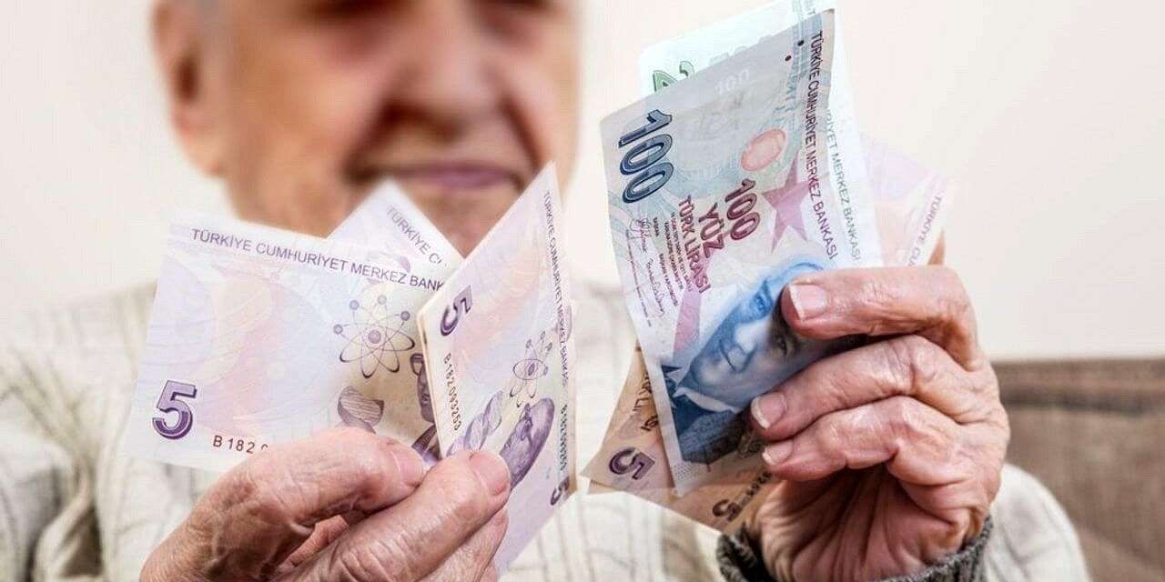 o ulkeye giden emekliye 12 bin lira verilecek EV1ryZPe