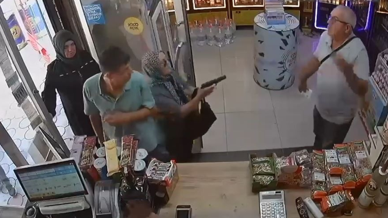 Boşanma aşamasındaki kocasını silahla vurmaya gitti! Tutukluk yapınca kabzasıyla kafasına vurdu